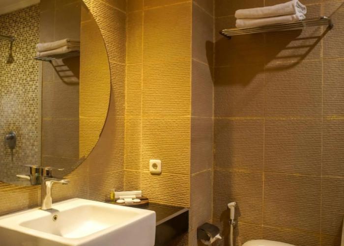 Lorin Dwangsa Solo Hotel