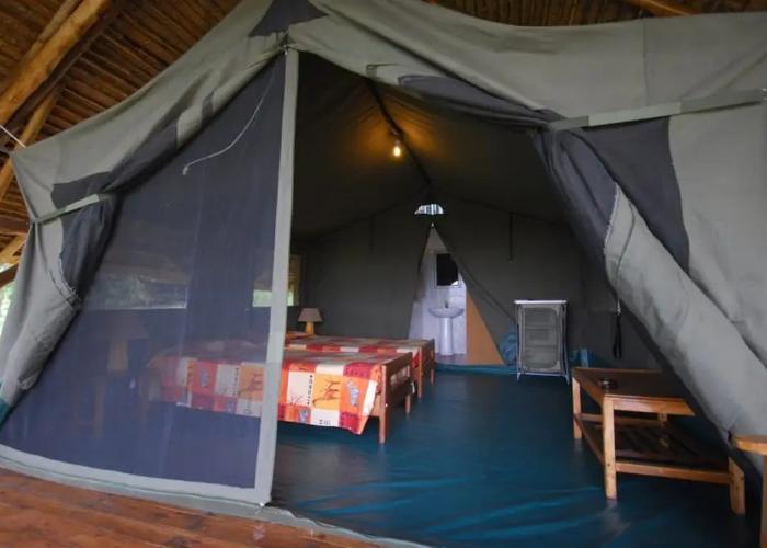 Bwana Tembo Safari Lodge