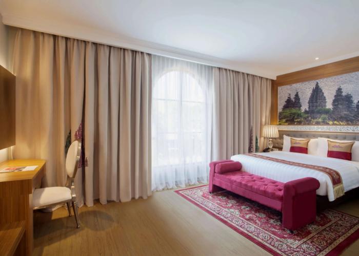 Ramada Suites by Wyndham Solo