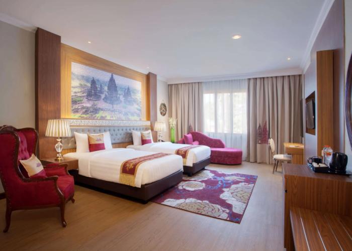 Ramada Suites by Wyndham Solo