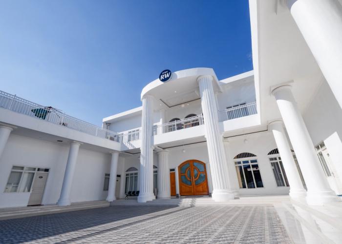 Capital O 1888 Griya RW Family Guest House