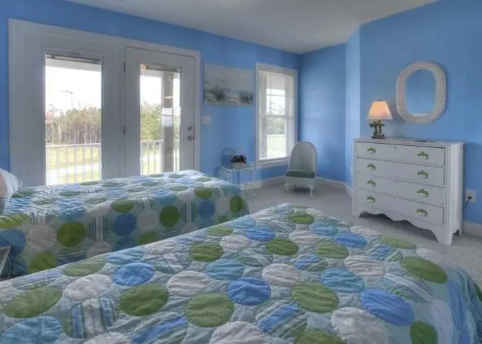 Dolphin Lookout 4 Bedroom Home by RedAwning