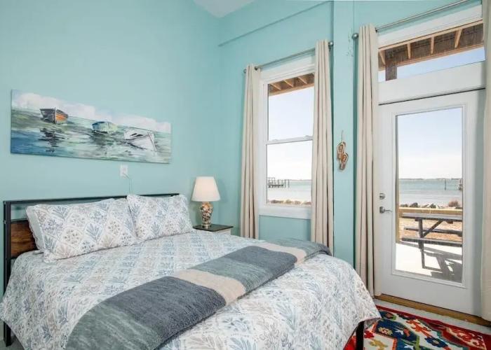 Straits Serenity 3 Bedroom Home by RedAwning