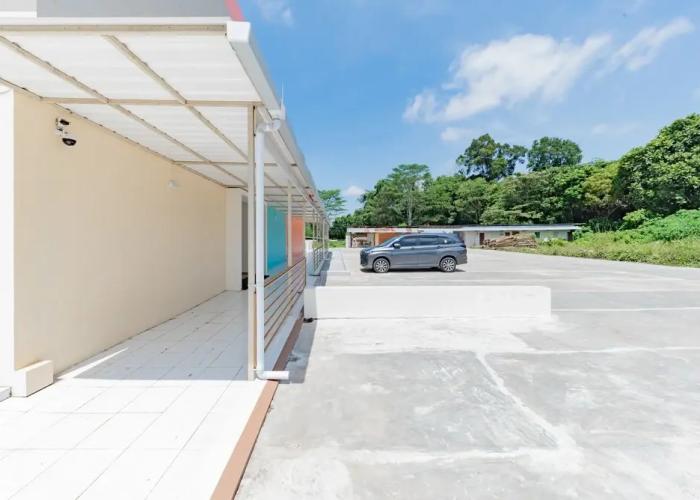 Sans Hotel Berau Square