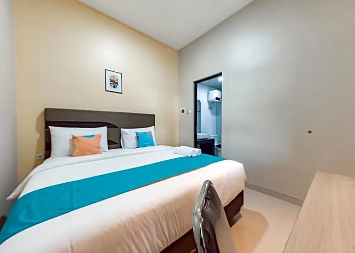 Sans Hotel Berau Square