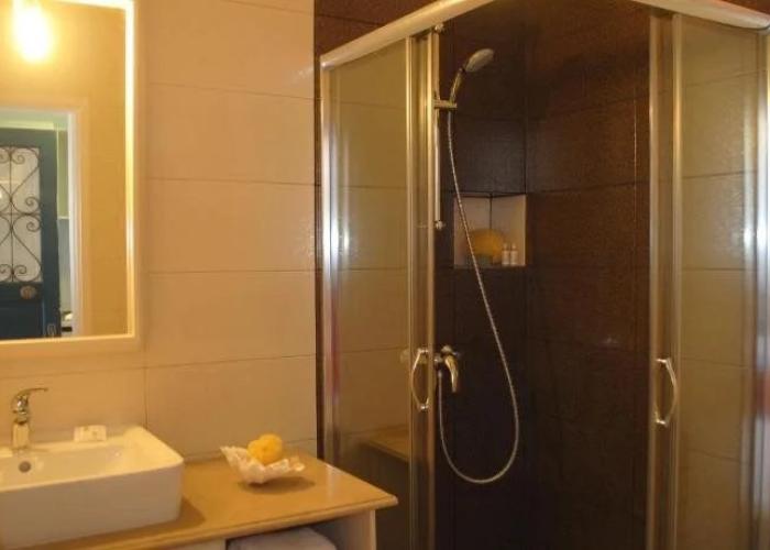 Apollonia Hotel