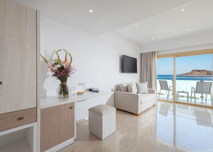 Zephyros Hotel