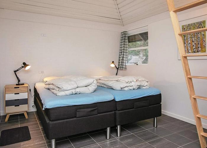 6 Person Holiday Home on a Holiday Park in Karrebaeksminde