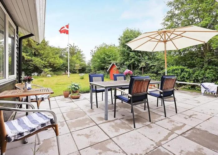 6 Person Holiday Home in Karrebaeksminde-by Traum