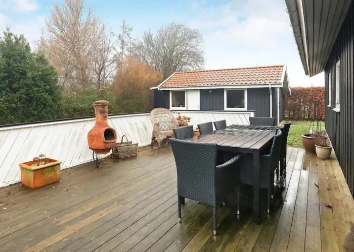 8 Person Holiday Home in Karrebaeksminde-by Traum