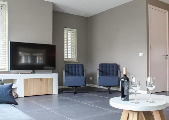 Atmospheric Villa With Nice Garden, in a Holiday Park at the Water in Friesland