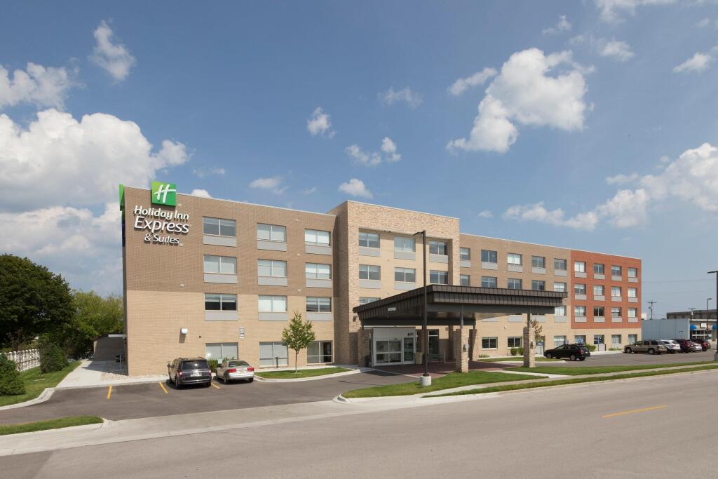 Holiday Inn Express & Suites Alpena - Downtown by IHG