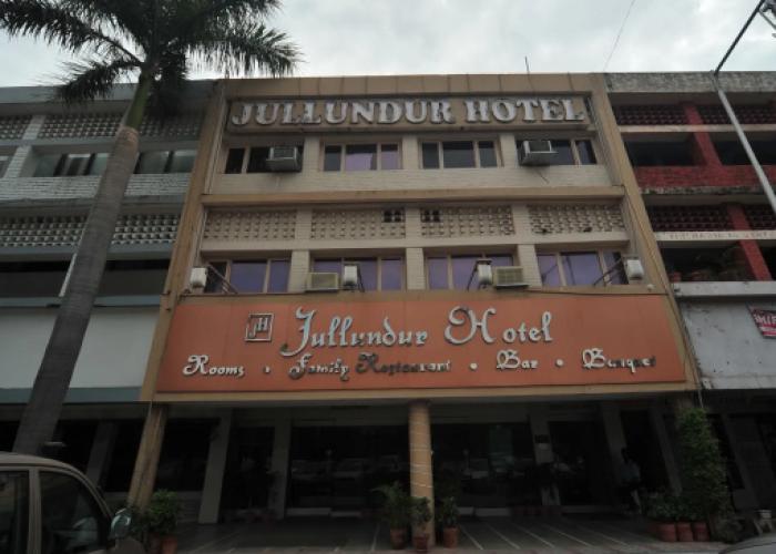 Jullundur Hotel