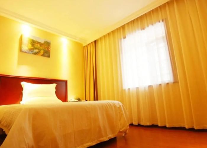 GreenTree Inn Anhui Province Anqing Guangcai Big Market Bus Terminal Business Hotel