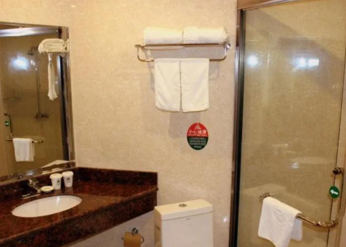 GreenTree Inn Anhui Province Anqing Guangcai Big Market Bus Terminal Business Hotel