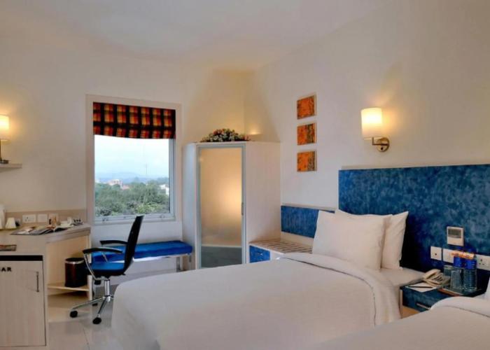 Hometel Chandigarh