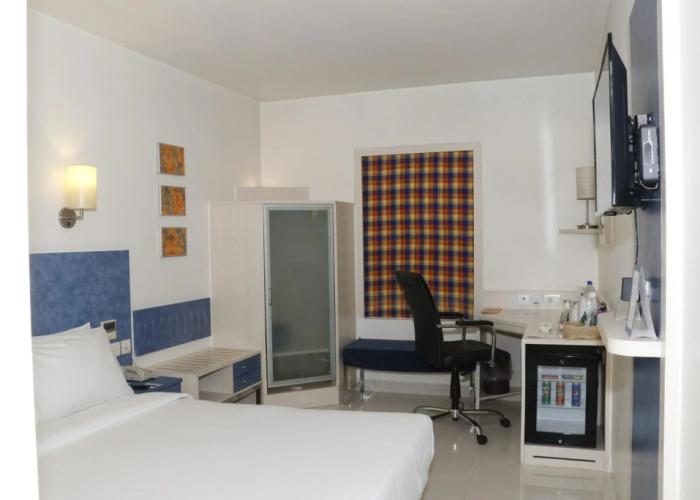Hometel Chandigarh