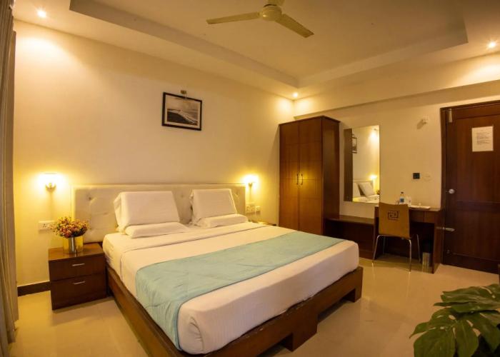 Metro Plaza Hotel