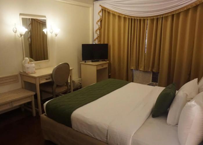 Hotel Poonja International