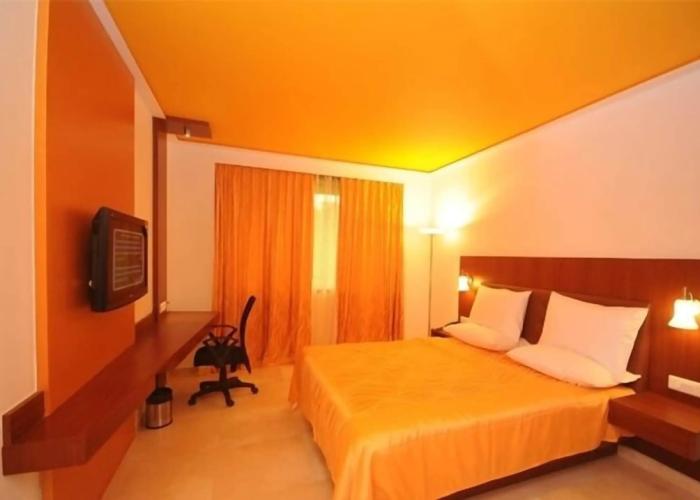 Srinivas Saffron Hotel