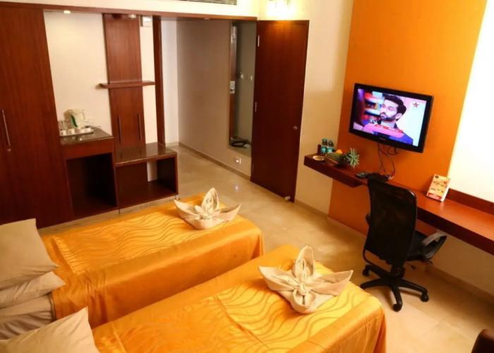 Srinivas Saffron Hotel
