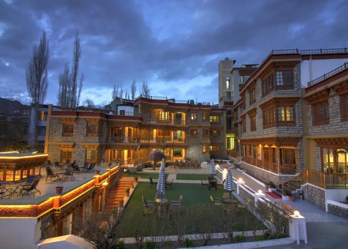 Hotel Spic N Span