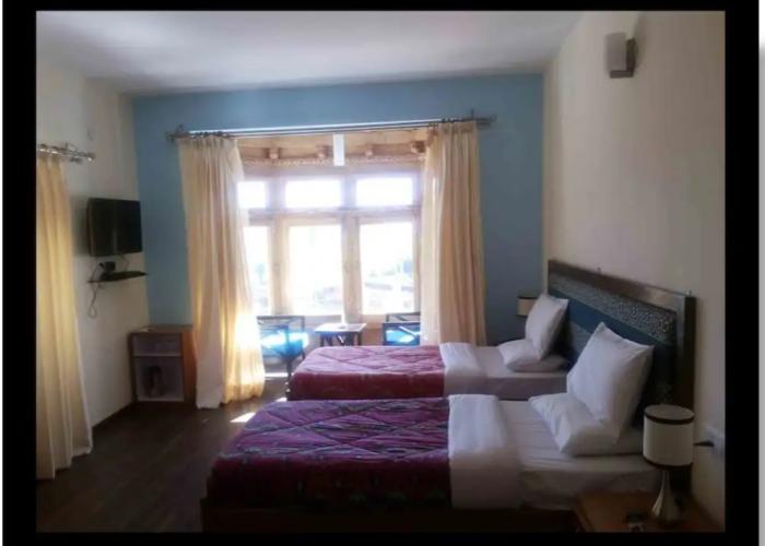 Hotel New Glacier View