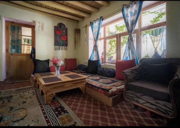 Sia La Guest House
