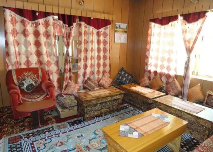 Sia La Guest House