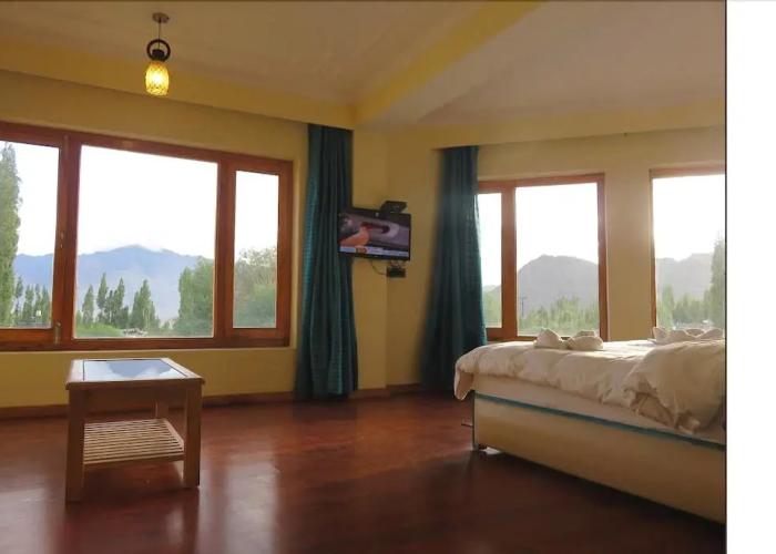 The Grand Ladakh