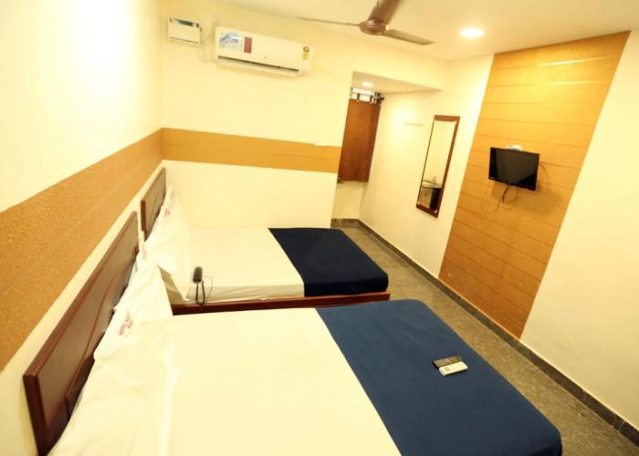 Hotel Boopathi