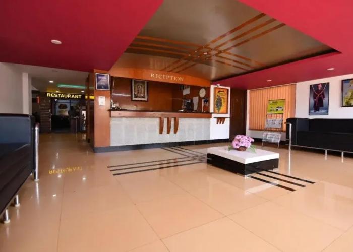 Lake View Hotel