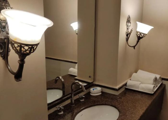 Chanakya BNR Hotel