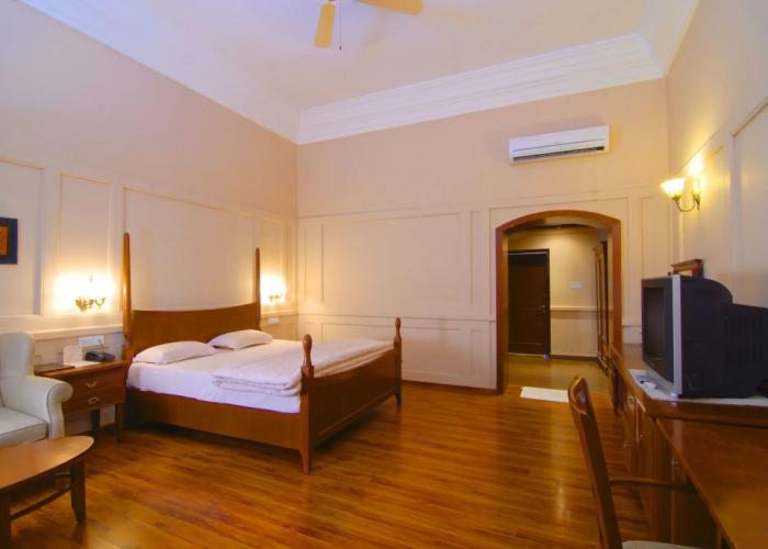 Chanakya BNR Hotel