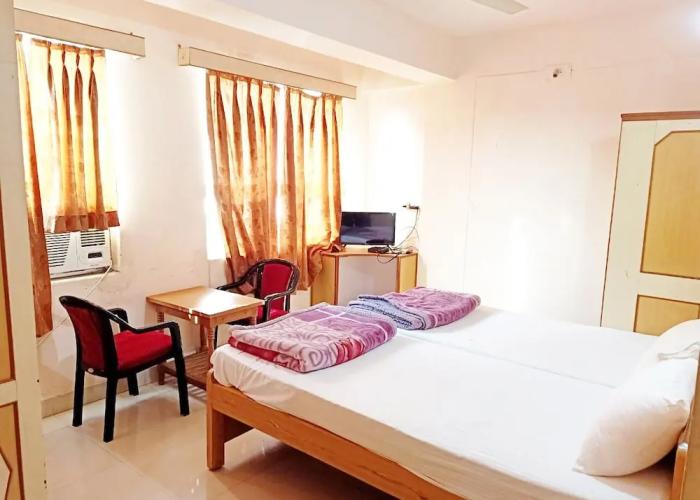 Hotel Rajdhani Plaza