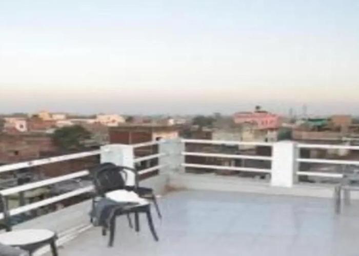 Hotel Rajdhani Plaza