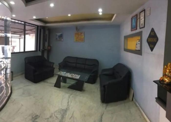 Hotel Rajdhani Plaza