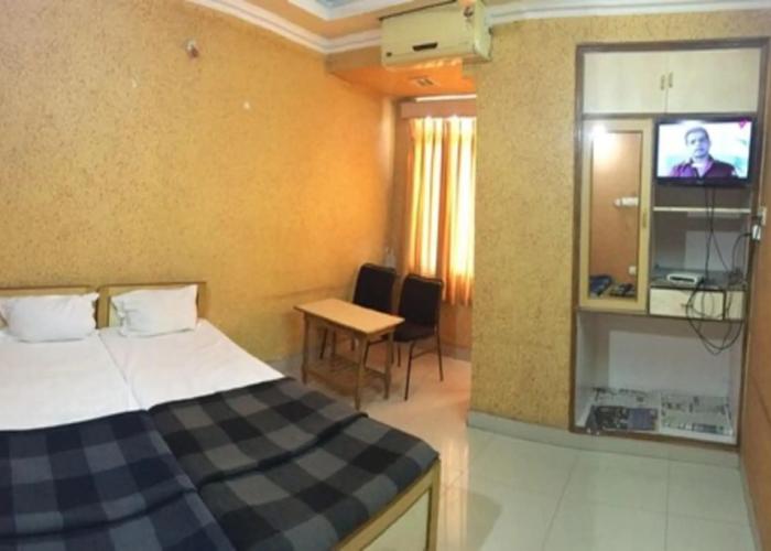 Hotel Rajdhani Plaza