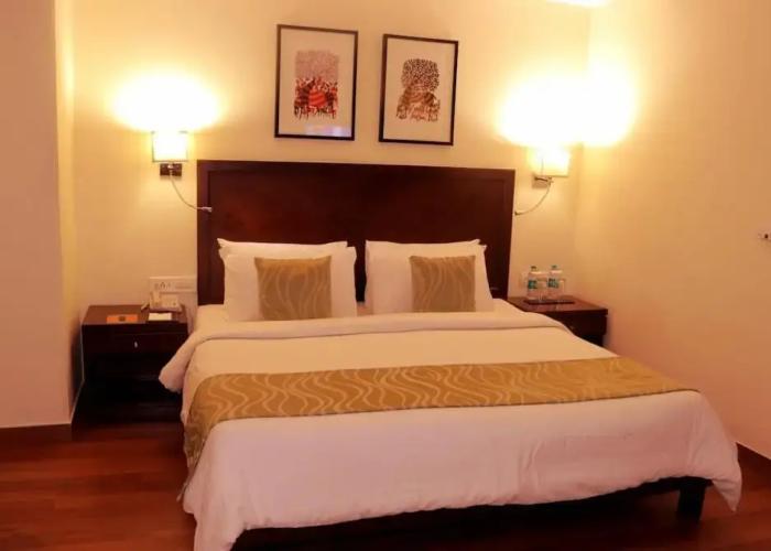 Le Lac Sarovar Portico Ranchi