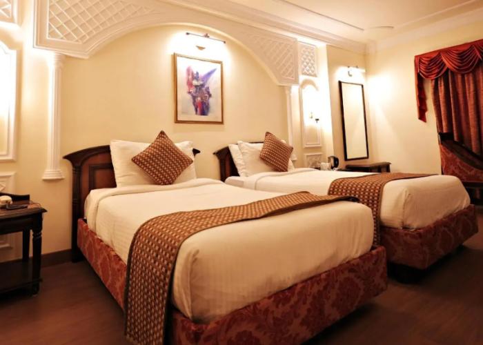 Hotel Arya