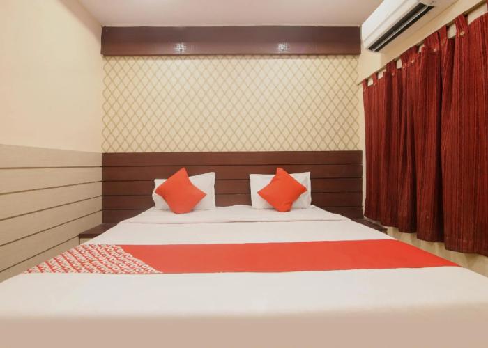 OYO 76930 Hotel Aloka