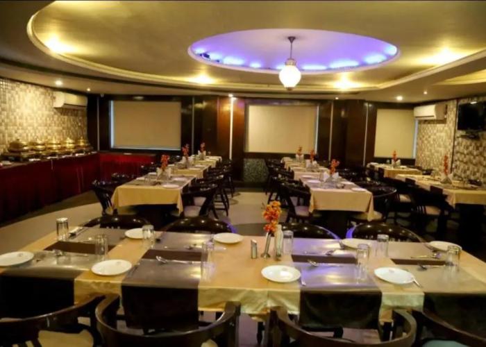 Fabhotel Raj Residency Ii