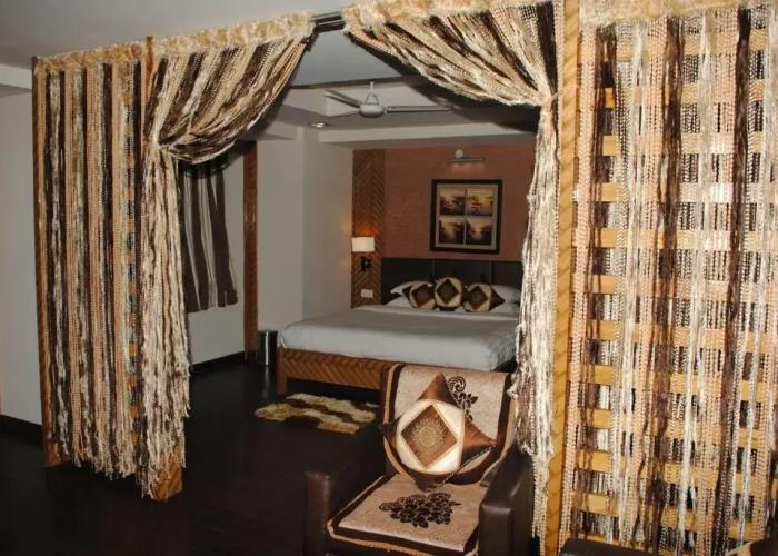 Fabhotel Raj Residency Ii