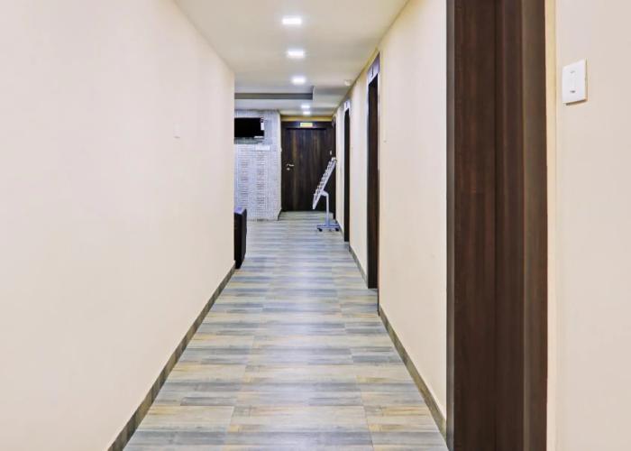 Treebo Raj Inn Lalpur