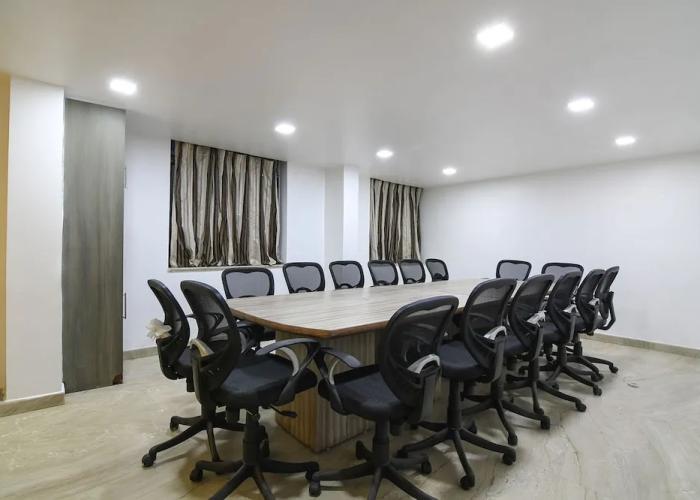 Fabhotel Raj Residency Ii