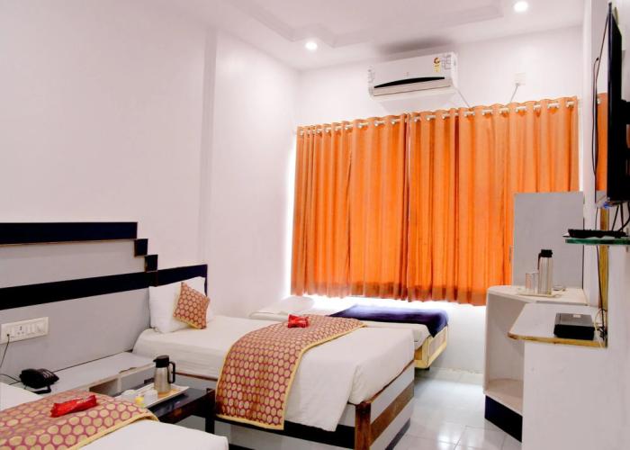 OYO 1959 Hotel Raj