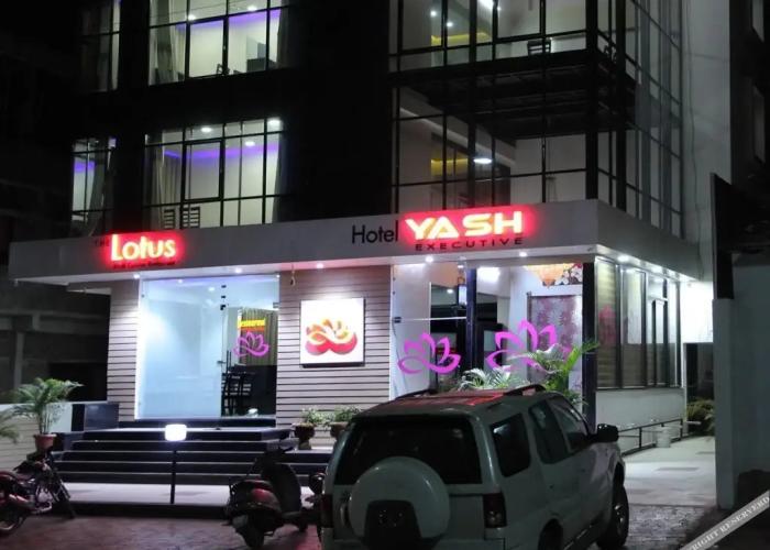Hotel Yash Executive