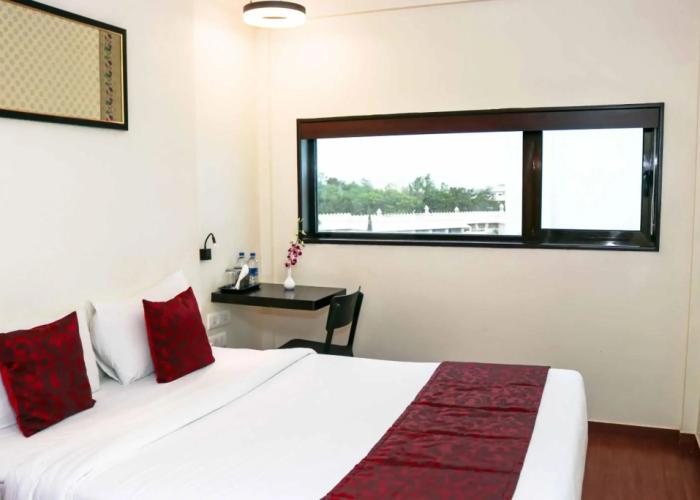 7Apple Hotels Aurangabad
