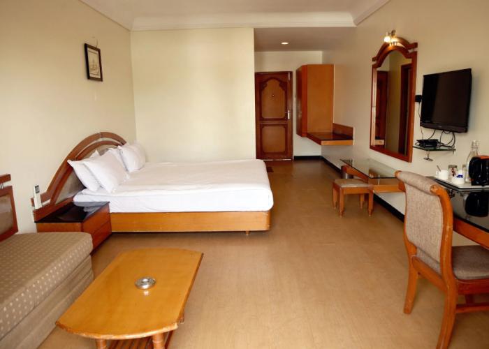 Aurangabad Gymkhana Club Hotel
