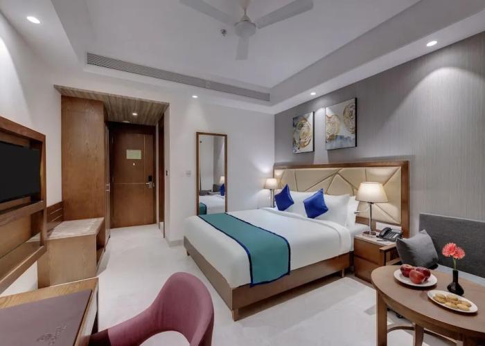 Click Hotel Aurangabad